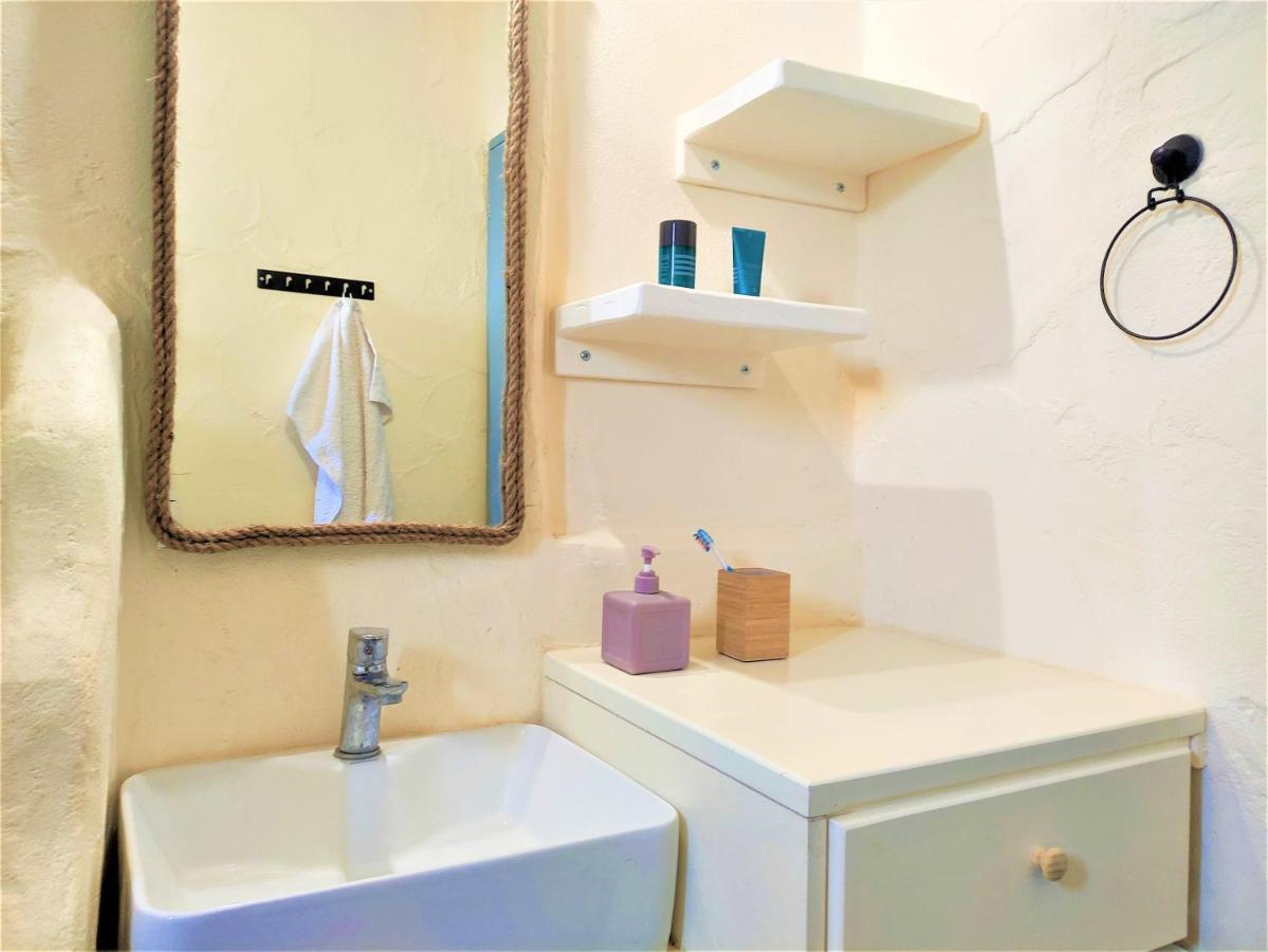 Mosaic Suites Дриос Екстериор снимка